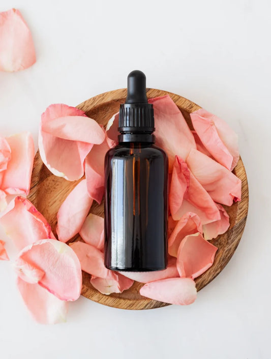 Linear vs Complex Fragrances: Understanding the artistry