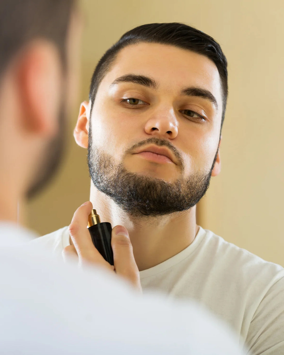 How to Apply Fragrance Like a Pro